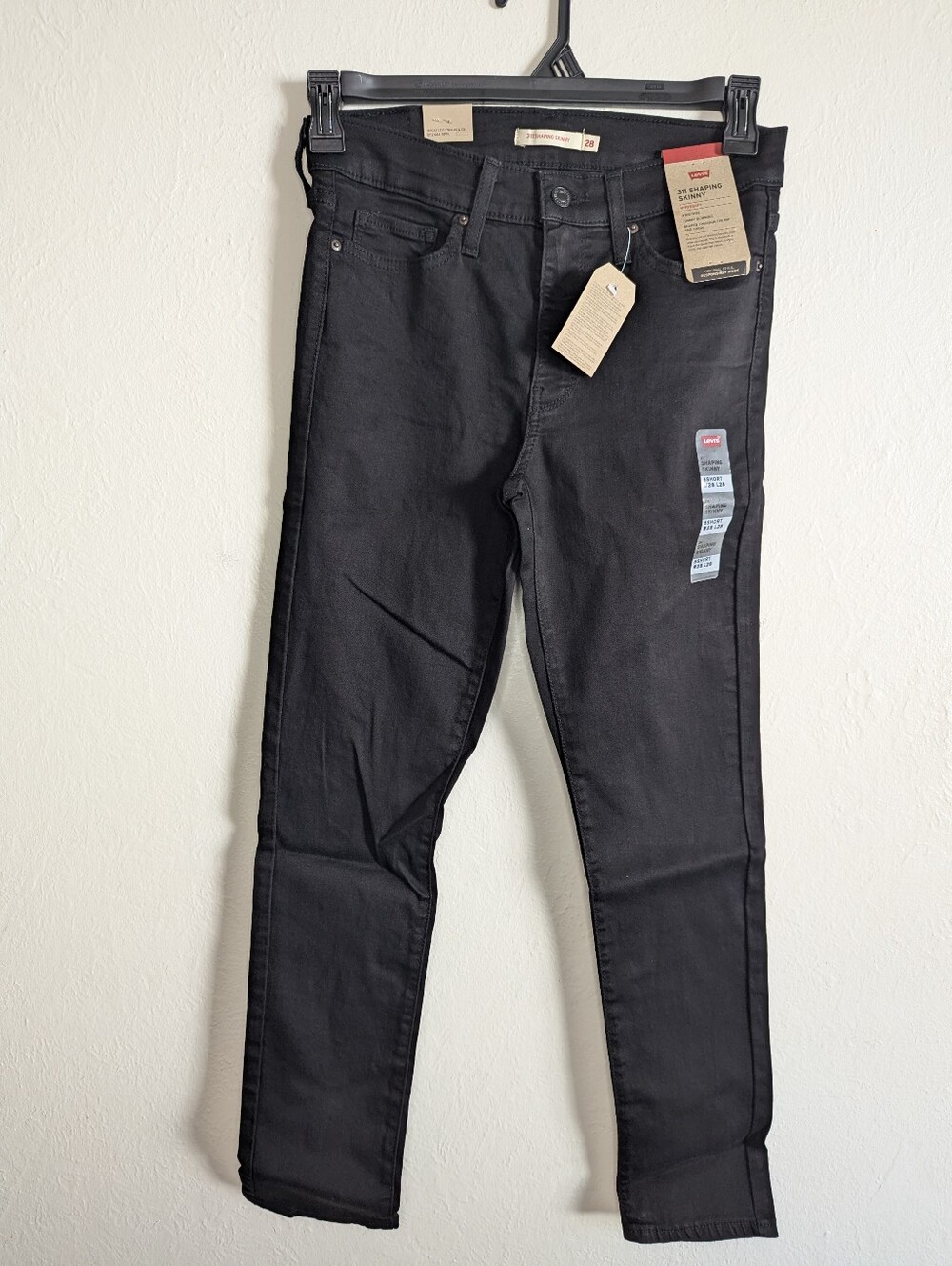 NWT Levi's 311 Shaping Skinny Black Jeans Women's Size 6 SHORT 28x28